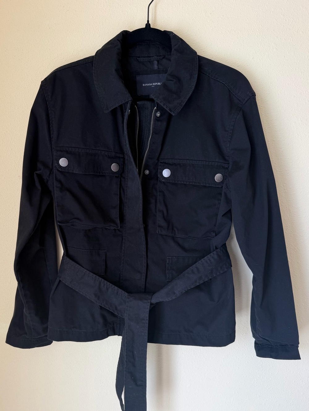 Banana Republic Women's Black Utility Belted Jacket Size Small Very GUC